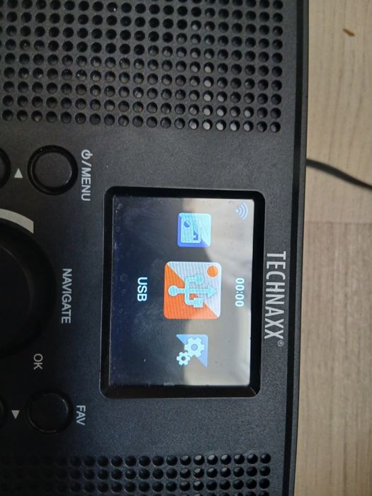 інтернет-радіо Technaxx TX-153.