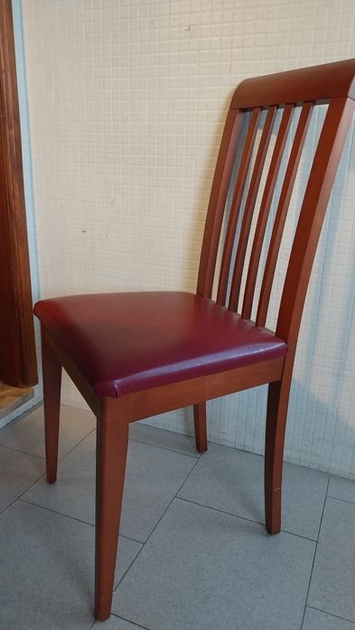 Cadeiras de cerejeira