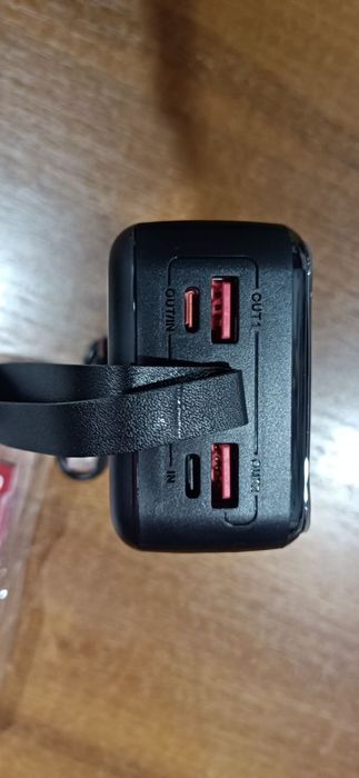 Новий повербанк на 30000 mAh