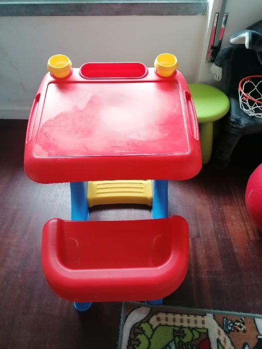 Secretaria de criança plástico