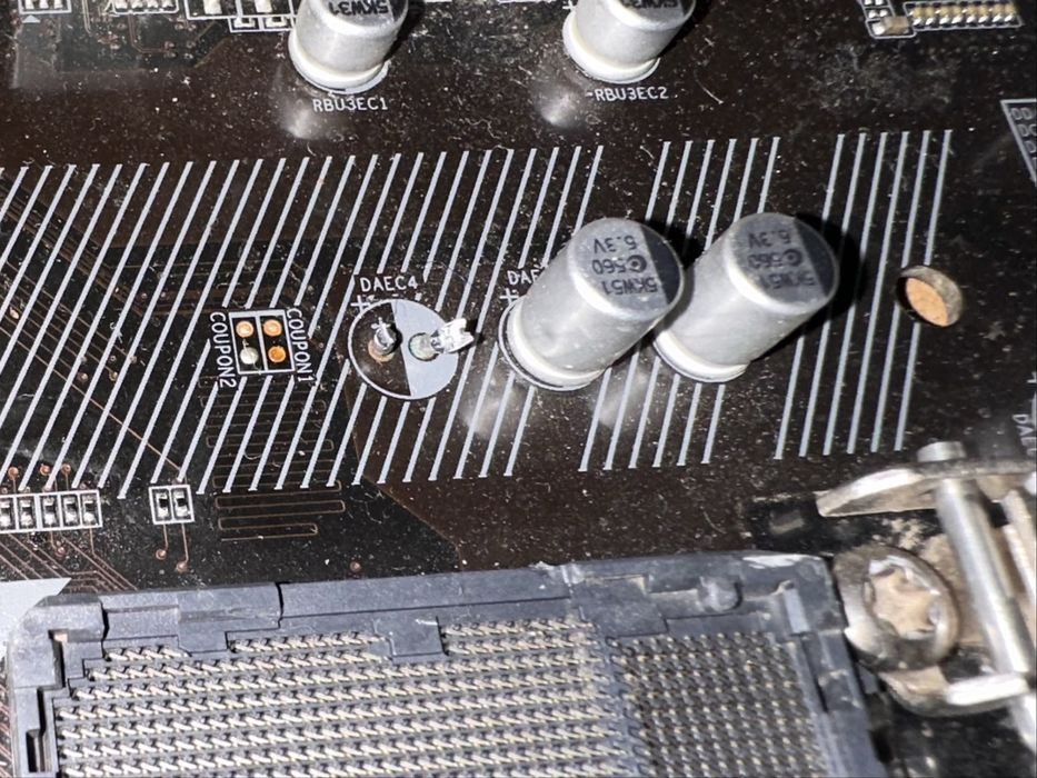 Материнская плата GIGABYTE GA-Z270P-D3