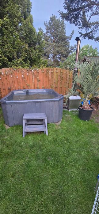 Jacuzzi balia basen piec na drewno 5cio osobowe piec masaż led