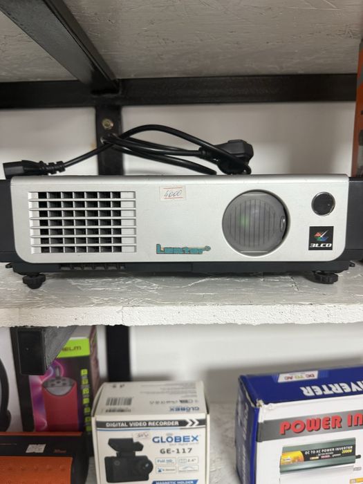 Проектор Leater в робочому стані