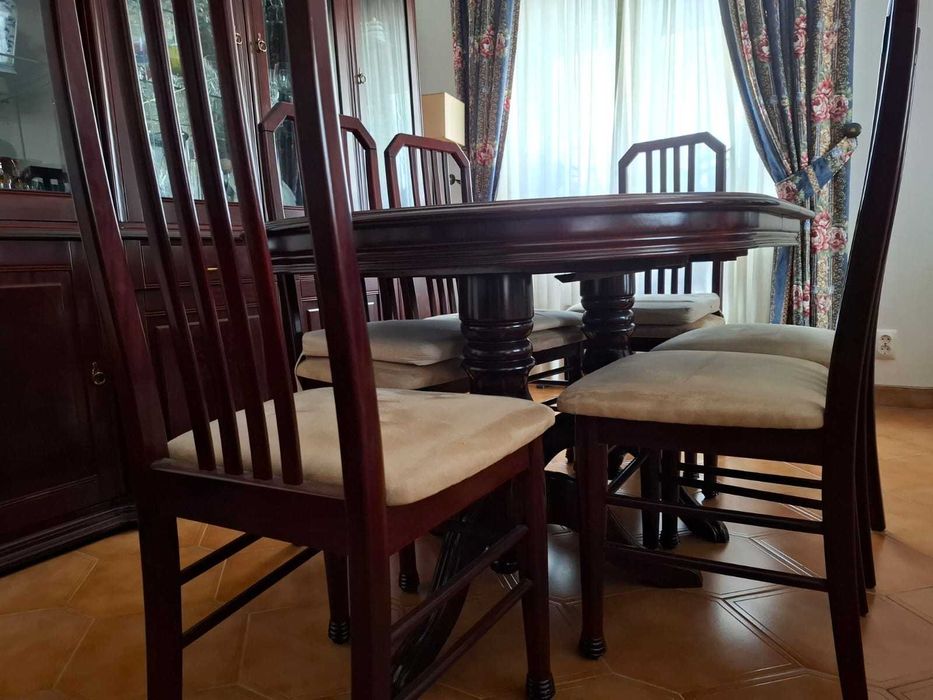 Móveis Sala de Jantar em Mogno