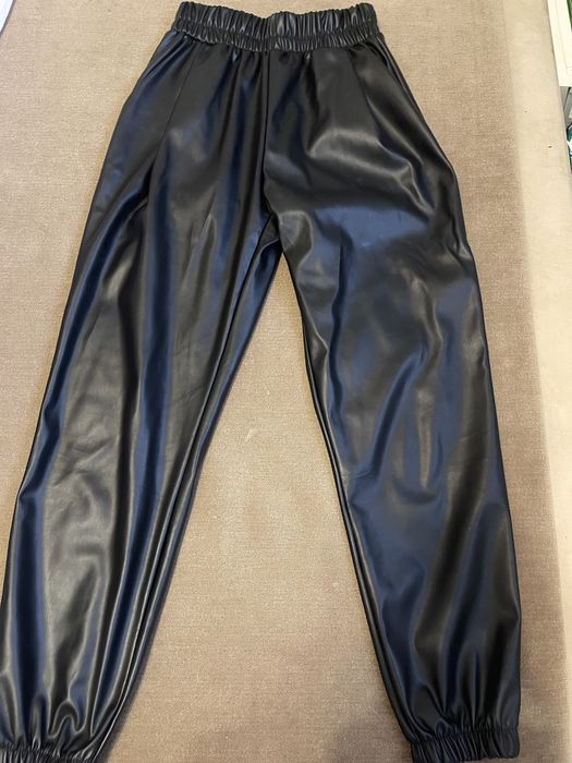 Штани нові класні