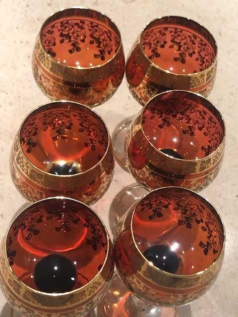 Lindíssimo e requintado conjunto 6 copos pintados à mão