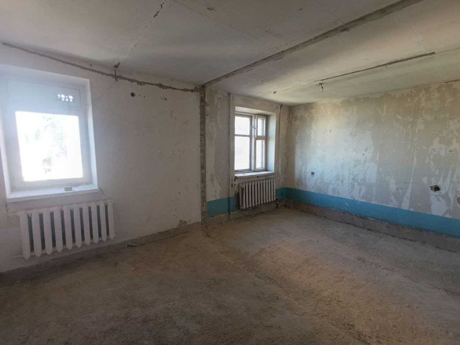 3 кімнатна квартира-студія під ваш ремонт на початку Богунії