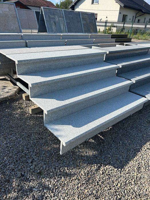 GRANIT Schody granitowe BULLNOSE stopień kamienny szary 150 cm
