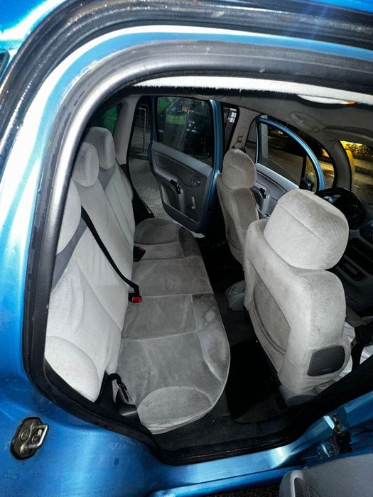 Carro citroen c3 azul