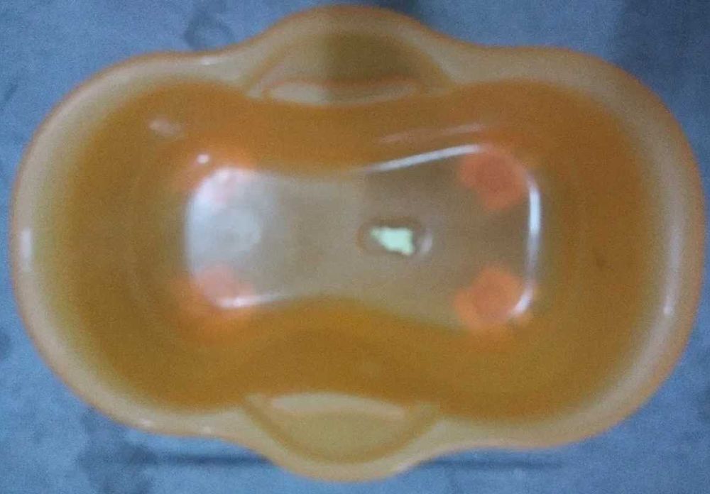 Banheira e bacio para bébé