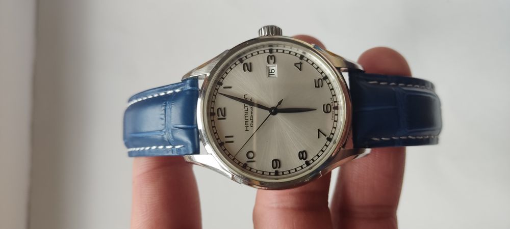 Relógio Hamilton automático American Classic Valiant Auto