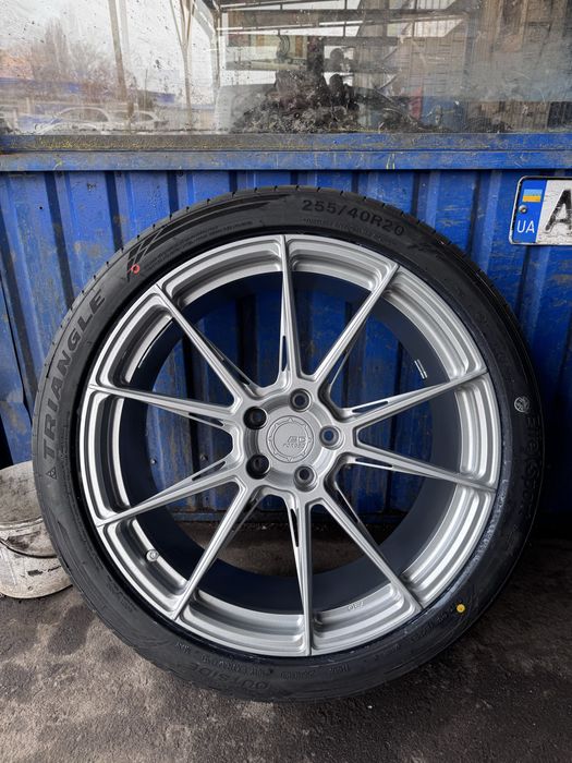 Диски з шинами BC Forged EH182 R20 5x112 ковка