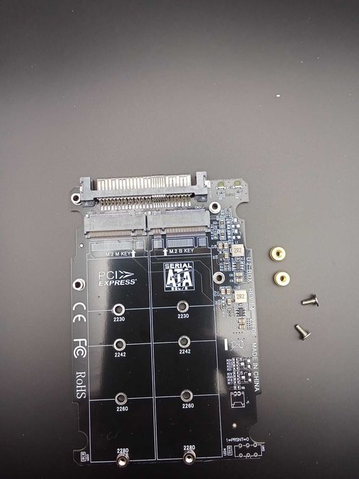 Adaptador SATA 2.5" para SSD M.2 B-Key / M-Key