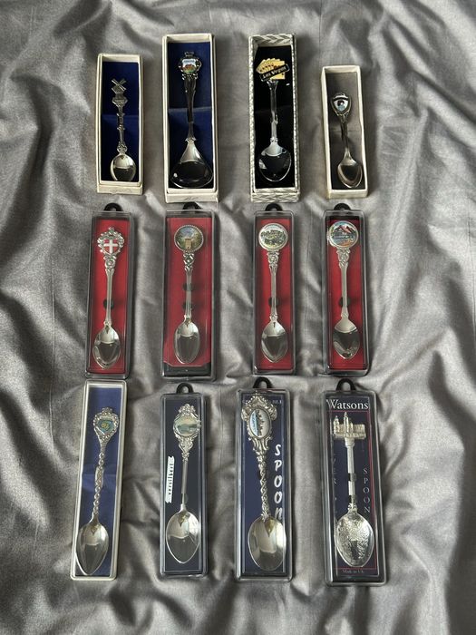 Колекційні сувенірні чайні ложки