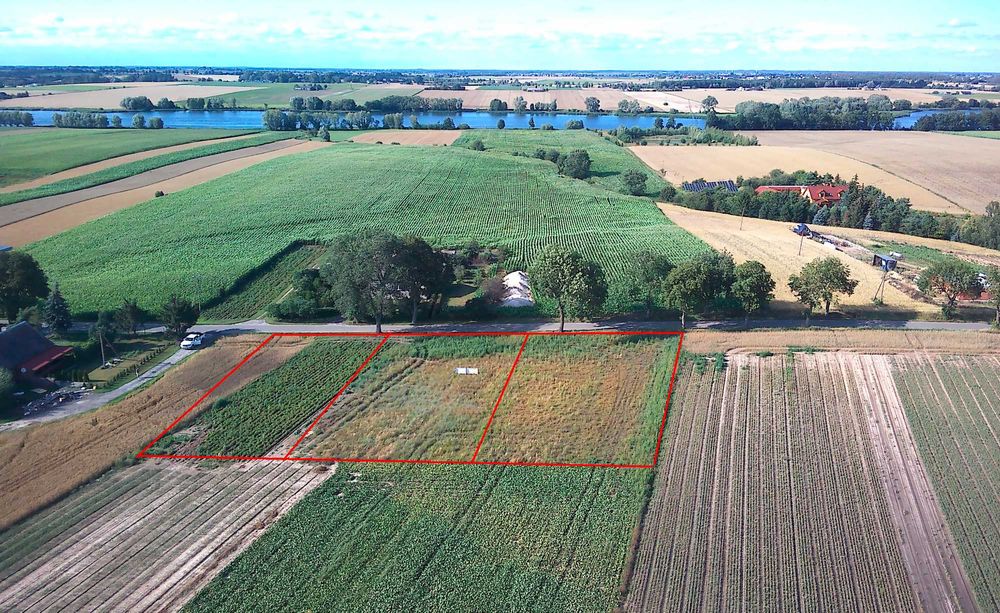 Działka budowlana - las, jeziora, rzeka