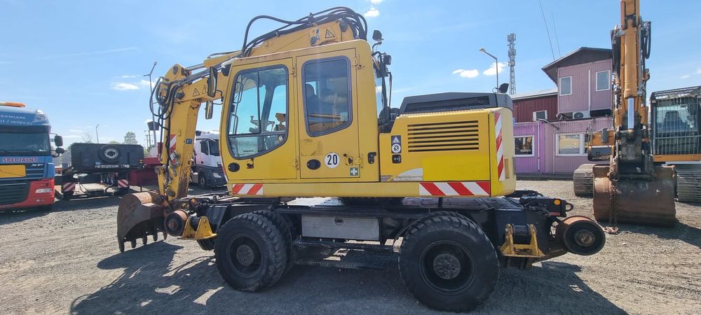 Koparka dwudrogowa LIEBHERR A 900 C ZW Litronic