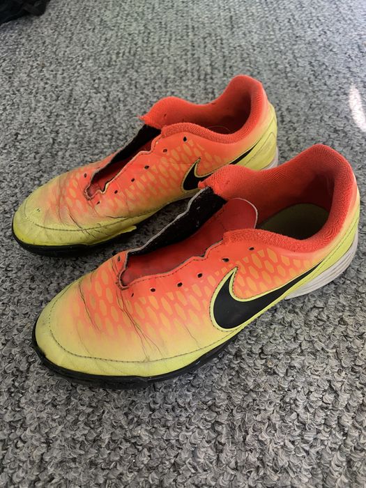 Turfy  halówki chłopięce sportowe nike