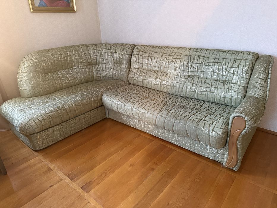 Кутовий биван ліжко бв 2,7м на 2м