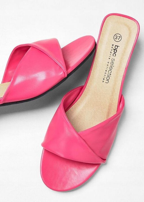 B.P.C klapki na obcasie różowe r.40