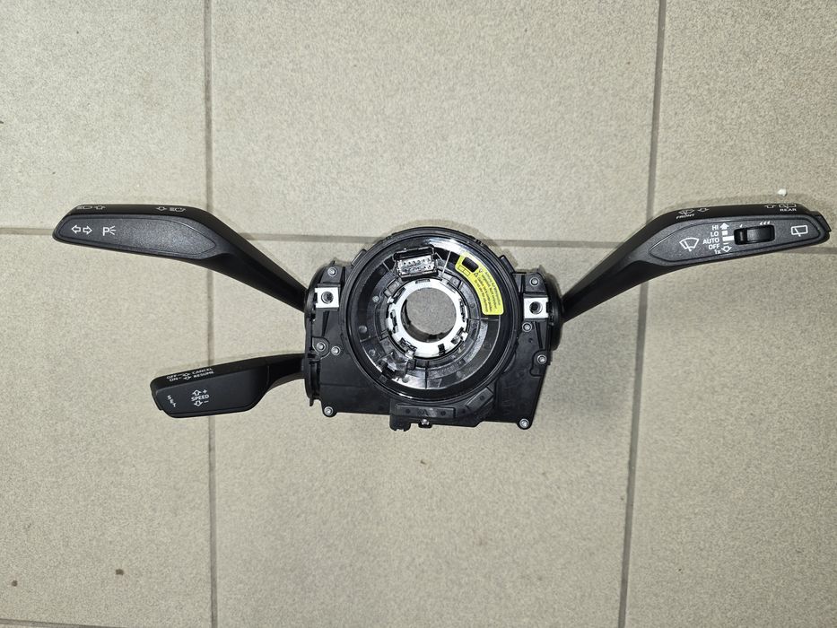 Przełączniki kierownicy Manetki Taśma Airbag Audi A4 A6 A7 A8 Q7