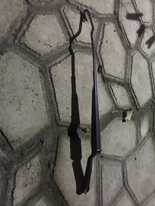 Продам щіткотримач лівий(Октавія тур)