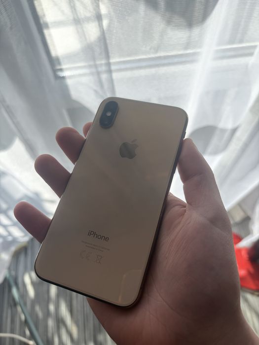 Iphone XS, 100% baterii