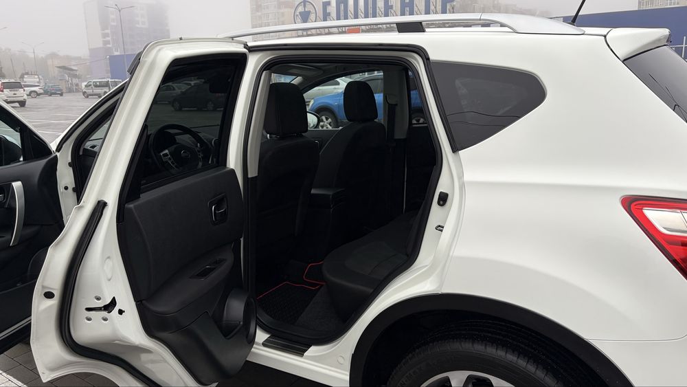 Nissan Qashqai TEKNA 1.6 дизель