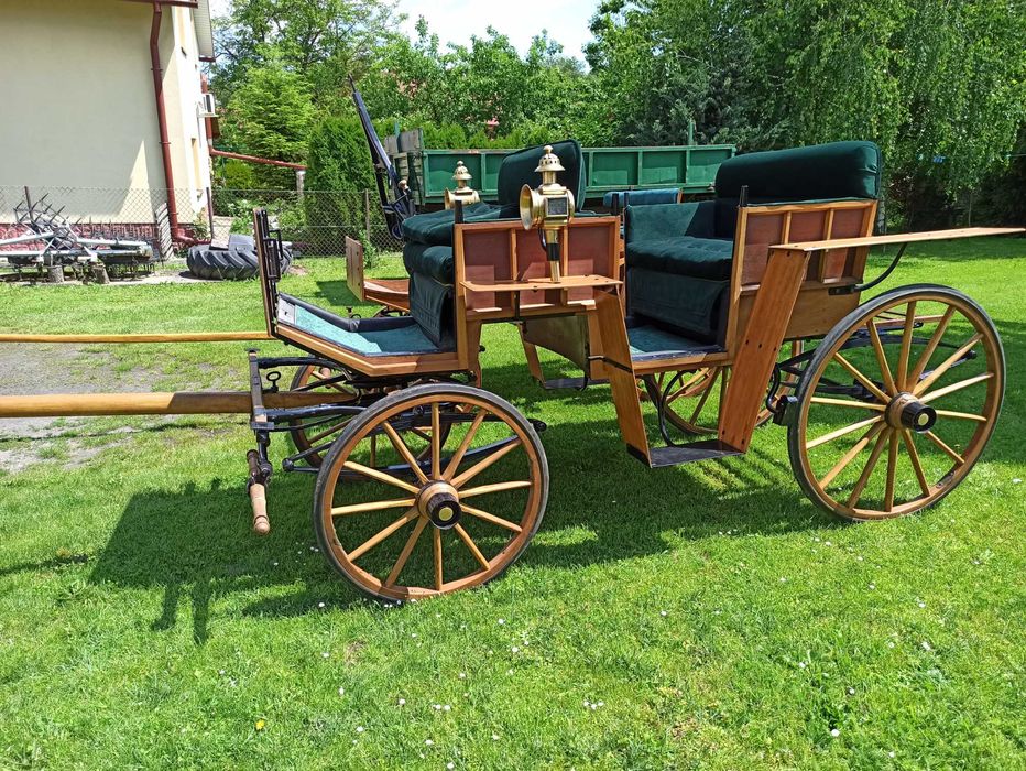 Bryczka konna 6-osobowa 1910r.