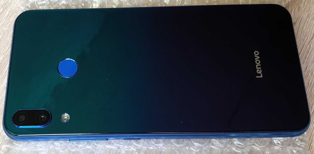 Продам телефон Lenovo Z5.