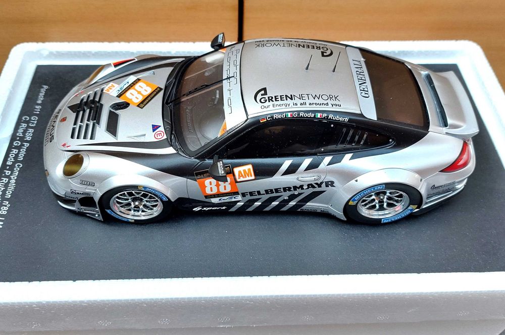 Porsche 911 997 GT3 RSR #88 PROTON 24h Le Mans 2013 SPARK 1:18