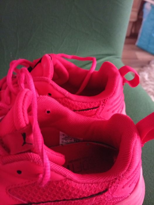 Sprzedam buciki Puma 37