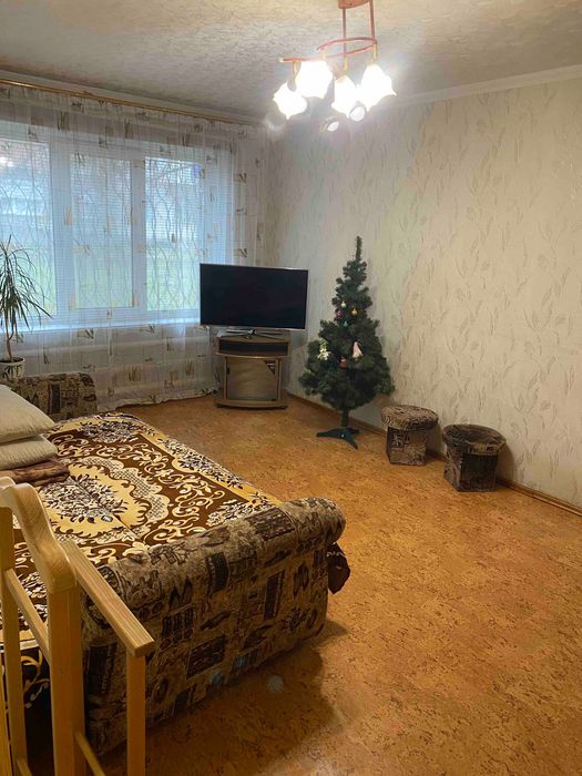 квартира подобово