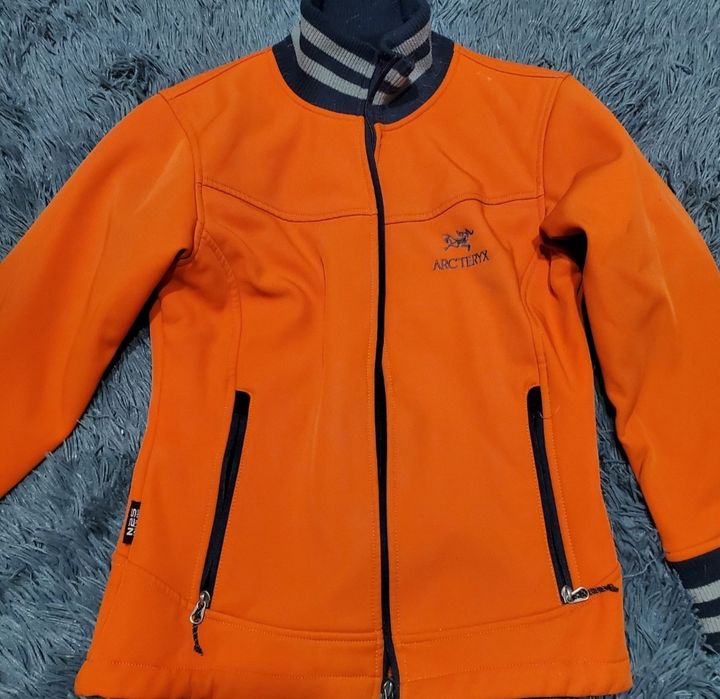 вітровка Arcteryx