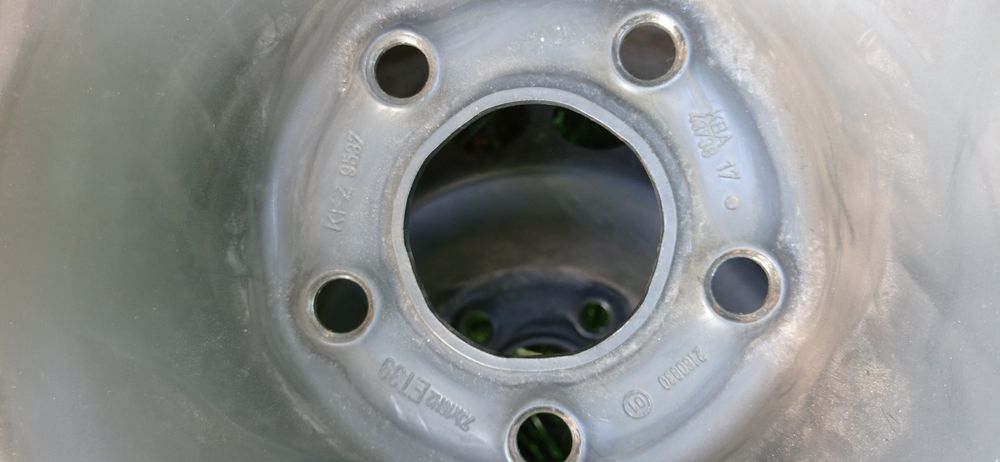 Sprzedam felgi Audi a4b8