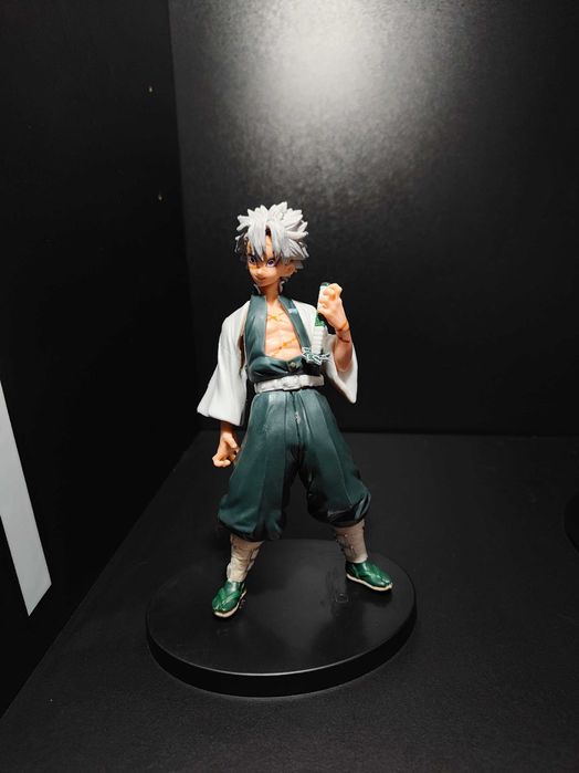 Disney/Anime Figures64751970147969123