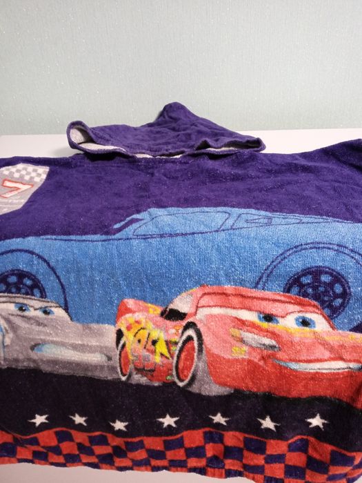 Продам накидку махровую.