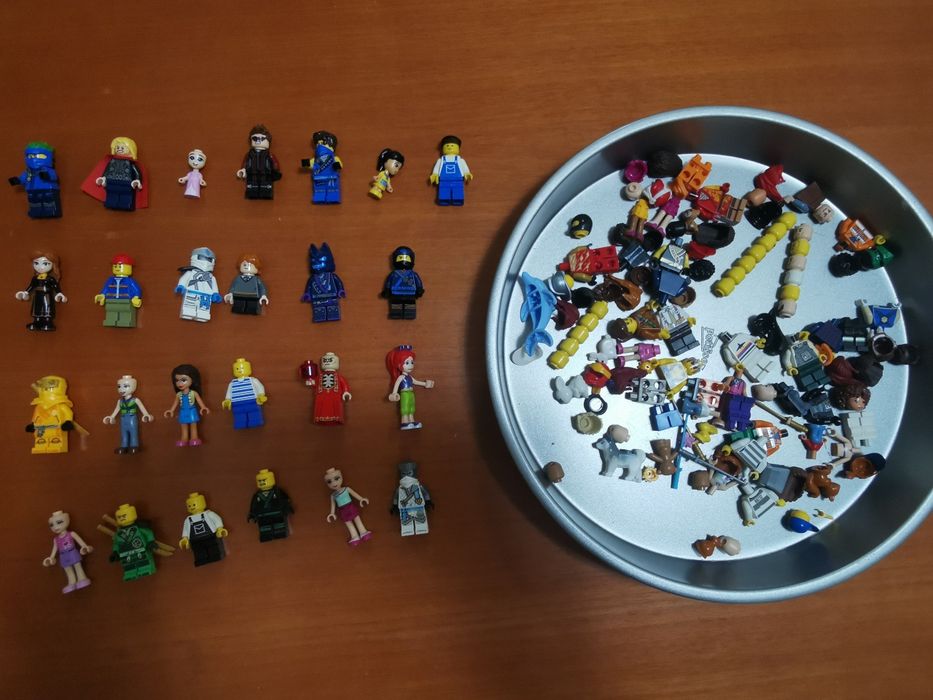 Lego minifiguras e acessorios