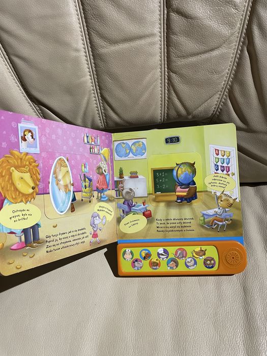 Super książka z okienkami interaktywna dźwiękowa  zawody