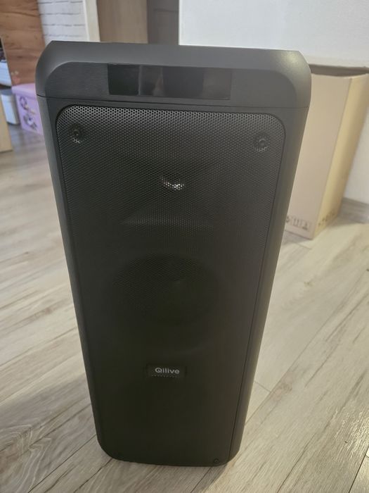 Głośnik bezprzewodowy bluetooth karaoke mikrofon pilot