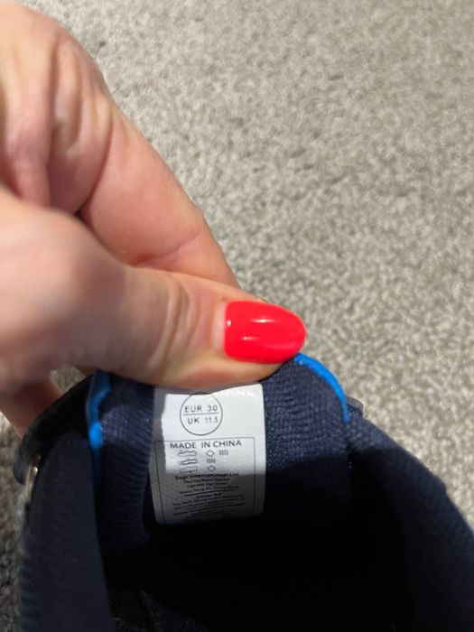 Buty chłopięce świecące rozmiar 30