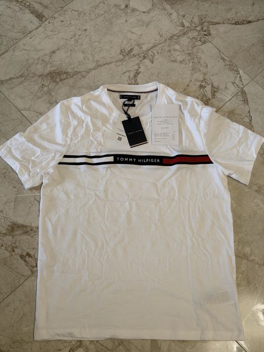 Футболка  tommy hilfiger