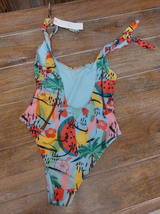 Strój kąpielowy jednoczęściowy