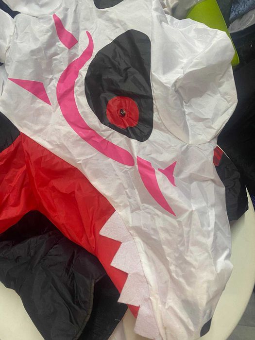 kostium nadmuchiwany rajd na gigantycznym smoku szkieletorze 7-10 lat