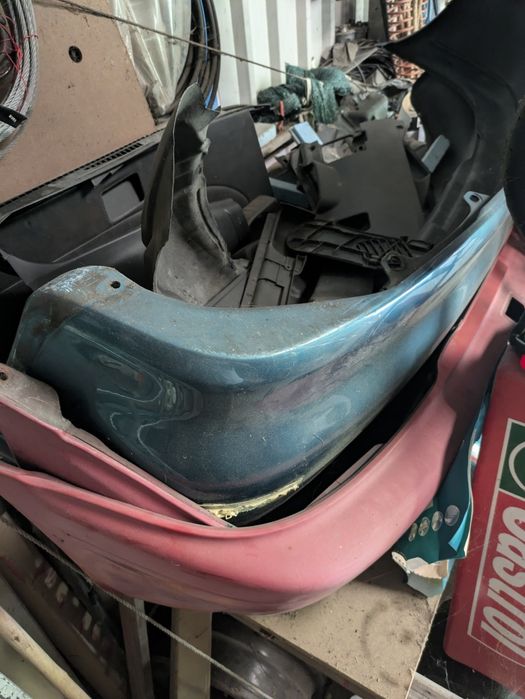 Vendo material Toyota Starlet ep8