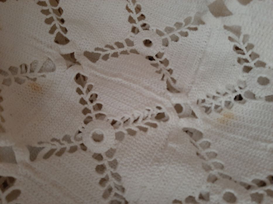 Colcha Vintage em croché de algodão c/ franjas