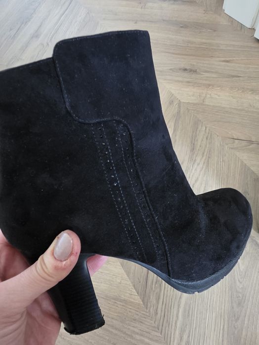 Botki na słupku Jenny Fairy 37