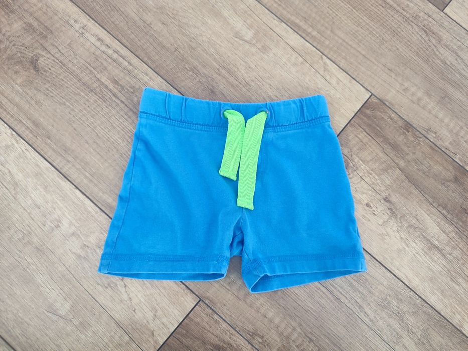 Krótkie spodenki cool club smyk 68