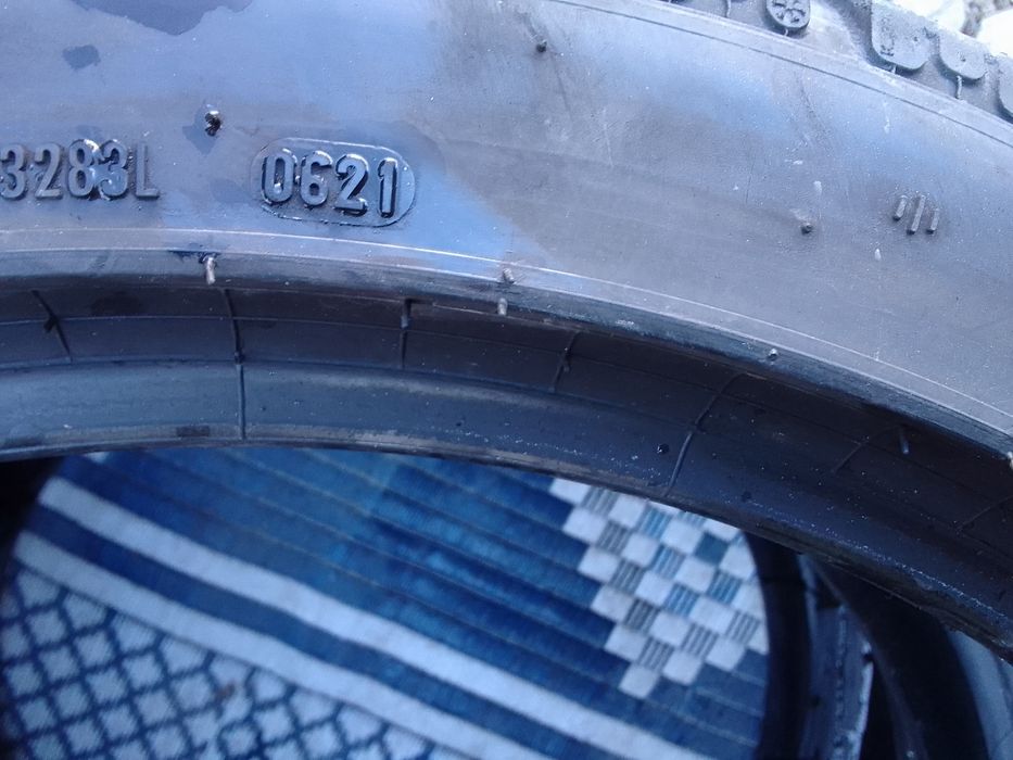 Cena za 2 Opony zimowe 245/40r19 PIRELLI 2021r