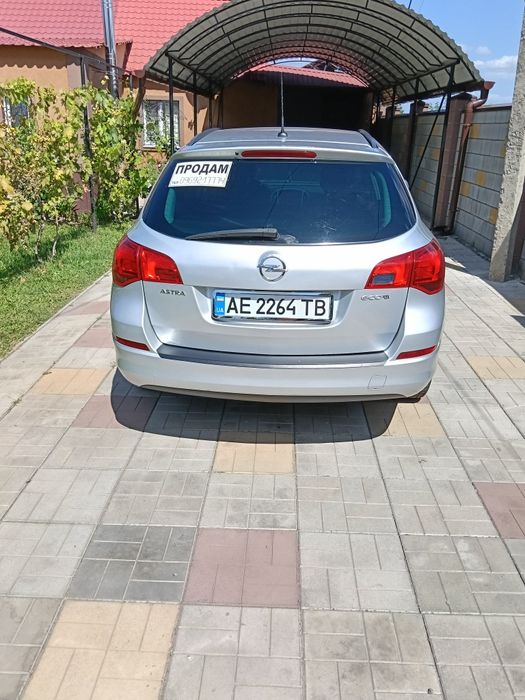 opel astra j