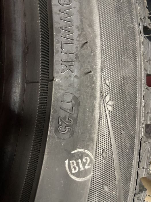 Шини зимові НОВІ  KAPSEN 235/45R18